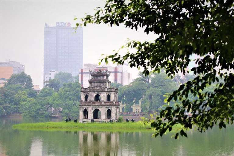 thap-rua temple ngoc son hanoi