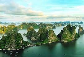 halong bay  baie de lan ha nord vietnam north unesco