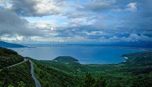 Circuit Hue Hoi an 5 jours - col des nuages - Centre Vietnam
